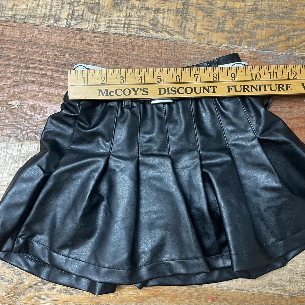 NWT Justice Girls XS 4/5 Snoppy skirt with built in shorts vegan leather